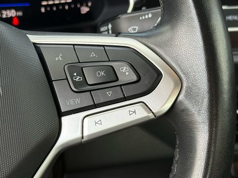 Used 2024 Volkswagen Jetta SE FWD image 18