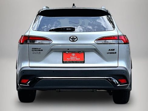 Used 2024 Toyota Corolla Cross AWD Hybrid w/ Convenience Package image 6