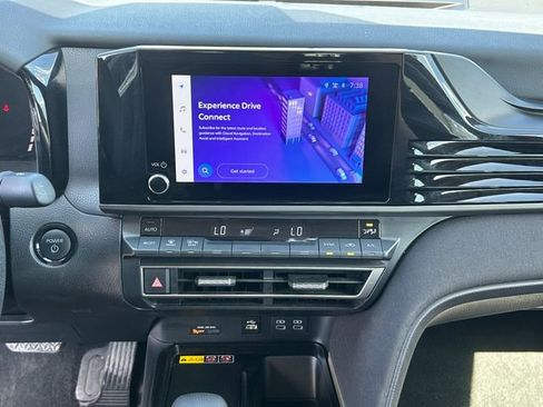 Used 2025 Toyota Camry LE FWD image 14