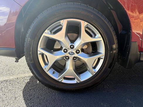 Used 2017 Subaru Forester 2.5i Touring image 8