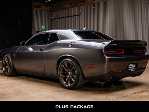 Used 2021 Dodge Challenger SRT Hellcat image 6