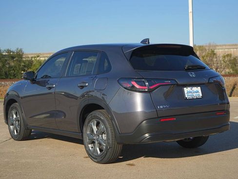 New 2026 Honda HR-V LX image 4