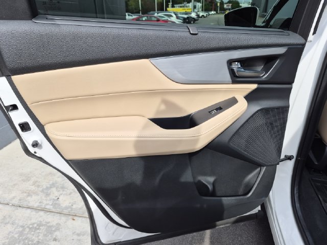 Used 2023 Acura MDX w/ Technology Package FWD image 23