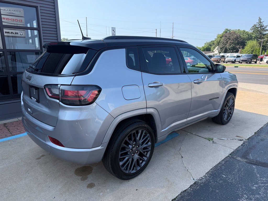 Used 2023 Jeep Compass High Altitude AWD/4WD image 10