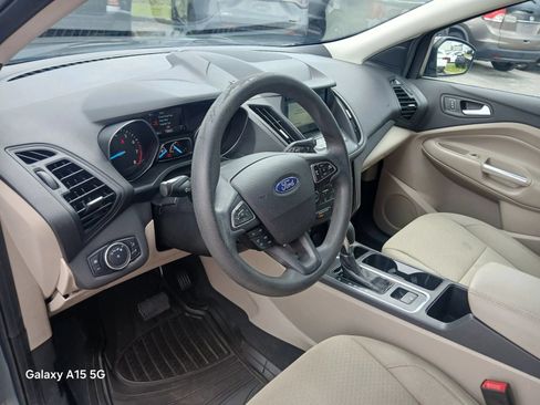 Used 2019 Ford Escape SE FWD image 7