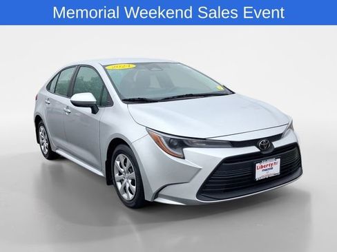 Used 2024 Toyota Corolla LE FWD image 1