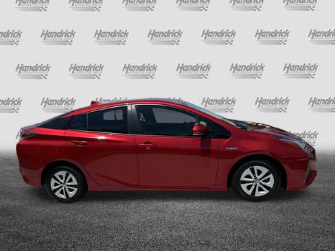Used 2017 Toyota Prius Four Touring FWD image 11