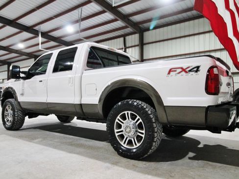 Used 2016 Ford F250 King Ranch w/ FX4 Off-Road Package image 8
