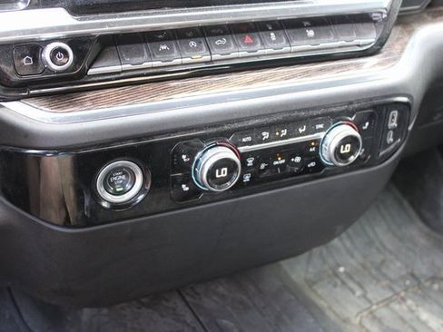 Used 2023 GMC Sierra 1500 Elevation image 23