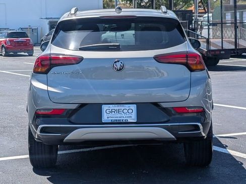 Used 2023 Buick Encore GX Essence w/ Experience Buick Package FWD image 6