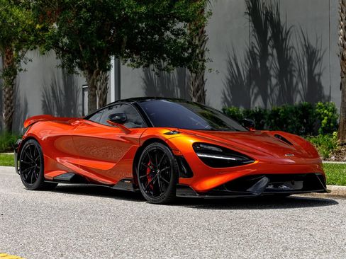 Used 2021 McLaren 765LT RWD image 3