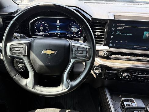 Used 2023 Chevrolet Silverado 1500 LT AWD/4WD image 13