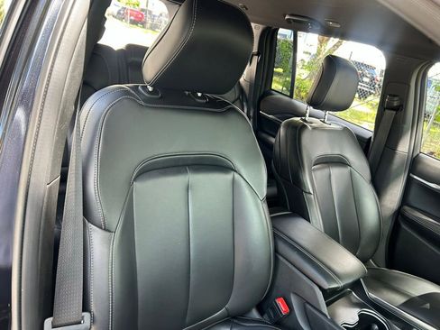 Certified 2024 Jeep Grand Cherokee Limited w/ Black Appearance Package image 36