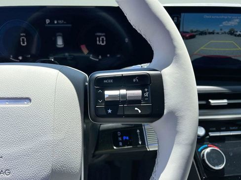 New 2026 Hyundai Santa Fe SEL FWD image 30