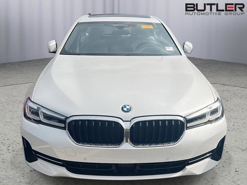 Certified 2023 BMW 530i w/ Premium Package image 4
