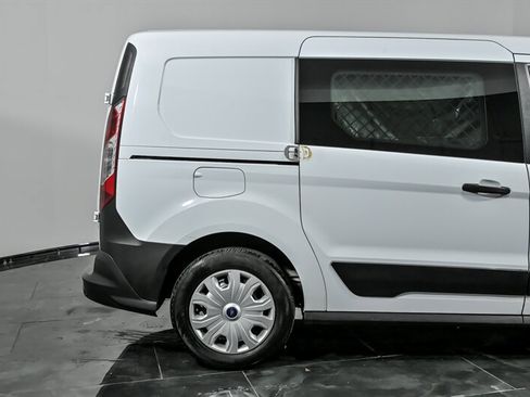 Used 2022 Ford Transit Connect XL FWD image 11