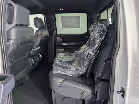 New 2025 Ford F150 Platinum w/ FX4 Off-Road Package image 12