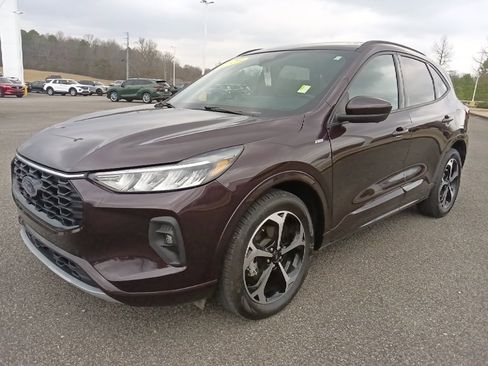 Used 2023 Ford Escape ST-Line Select w/ Tech Pack #2 image 7