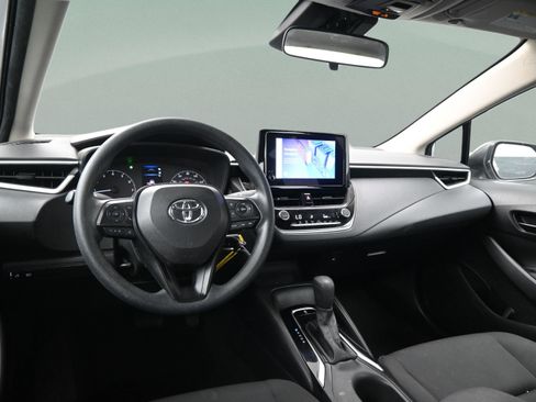 Used 2023 Toyota Corolla LE FWD image 35