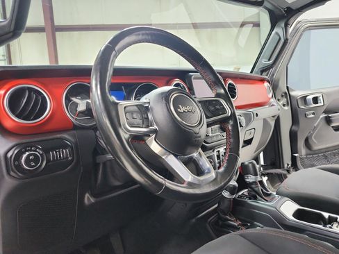 Used 2021 Jeep Gladiator Rubicon AWD/4WD image 19