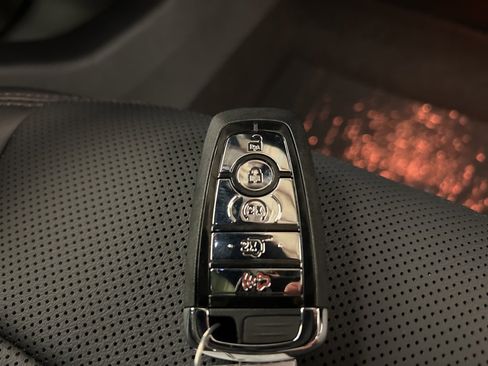 Used 2025 Lincoln Nautilus Premier w/ Equipment Group 102A image 37