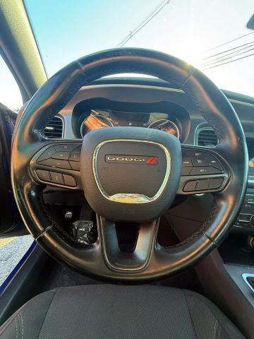 Used 2020 Dodge Charger SXT RWD image 19