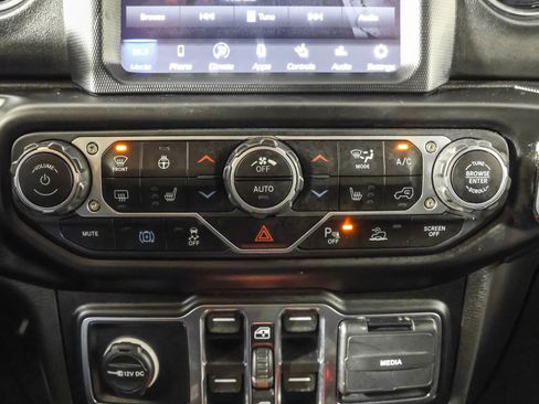 Used 2021 Jeep Wrangler Unlimited Rubicon 4xe w/ Cold Weather Group image 30