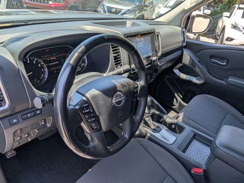Certified 2023 Nissan Frontier SV w/ SV Convenience Package AWD/4WD image 10