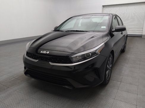 Used 2024 Kia Forte LXS image 14