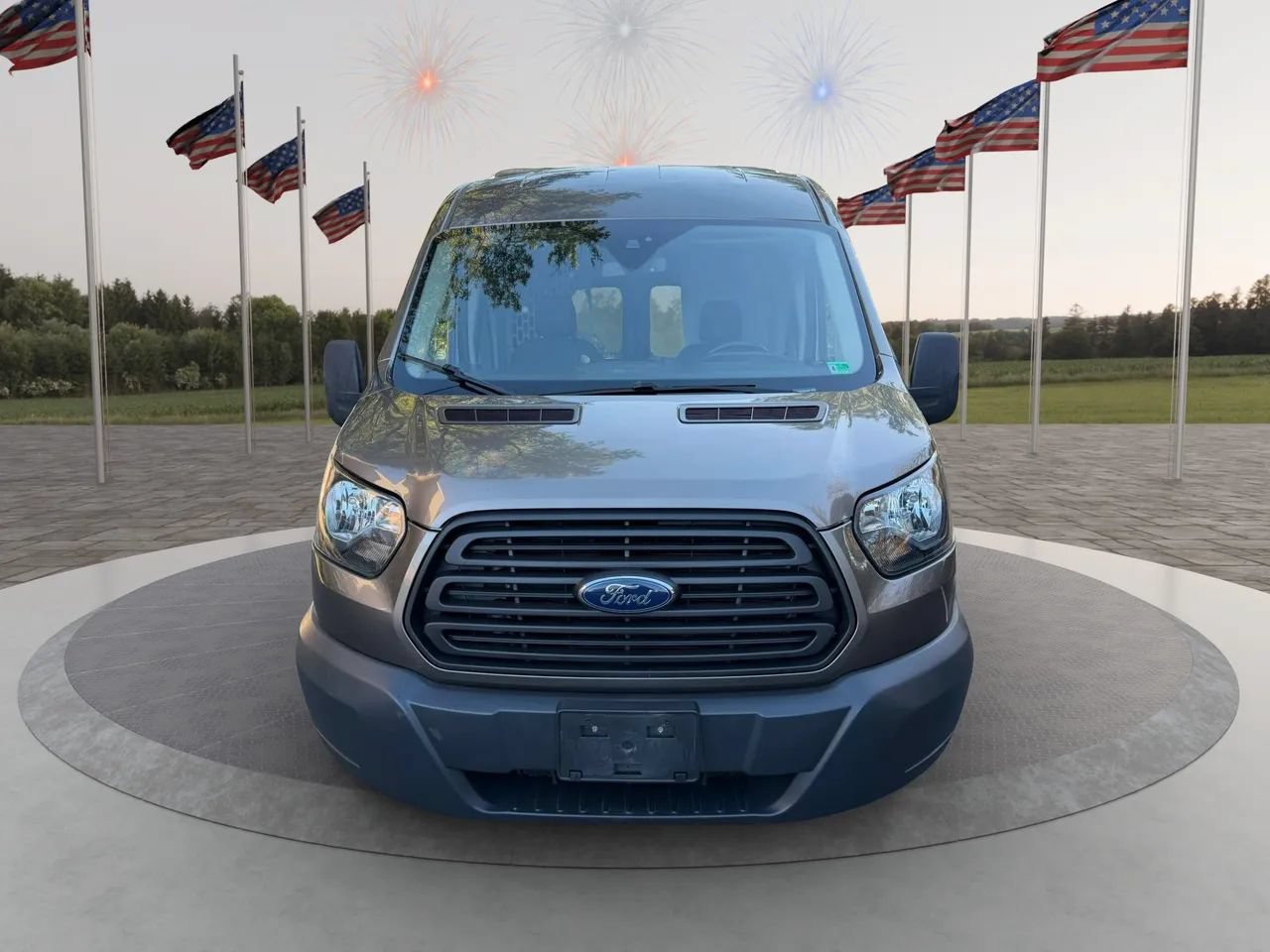 Used 2018 Ford Transit 250 148 Medium Roof RWD image 4
