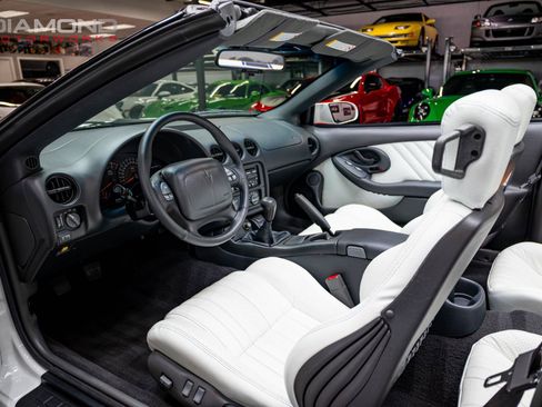 Used 1999 Pontiac Firebird Trans Am RWD image 86