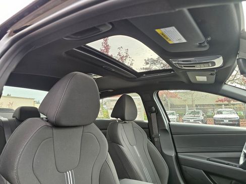 New 2026 Hyundai Elantra SEL Sport Premium image 11