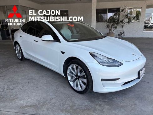 Used 2019 Tesla Model 3 Standard Range Plus RWD image 1