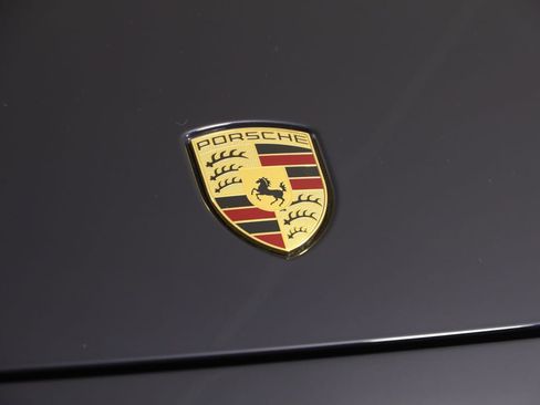 Used 2022 Porsche Cayenne Platinum Edition w/ Premium Package Plus AWD/4WD image 17