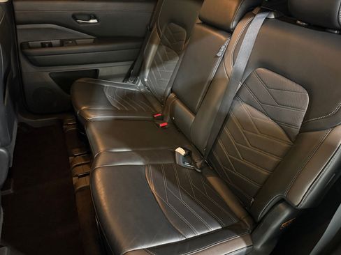 Used 2023 Nissan Pathfinder Platinum w/ Cargo Package image 36