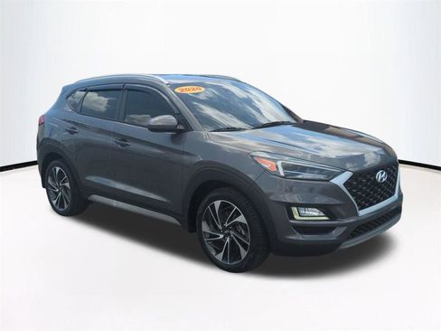 Used 2020 Hyundai Tucson Sport FWD image 2