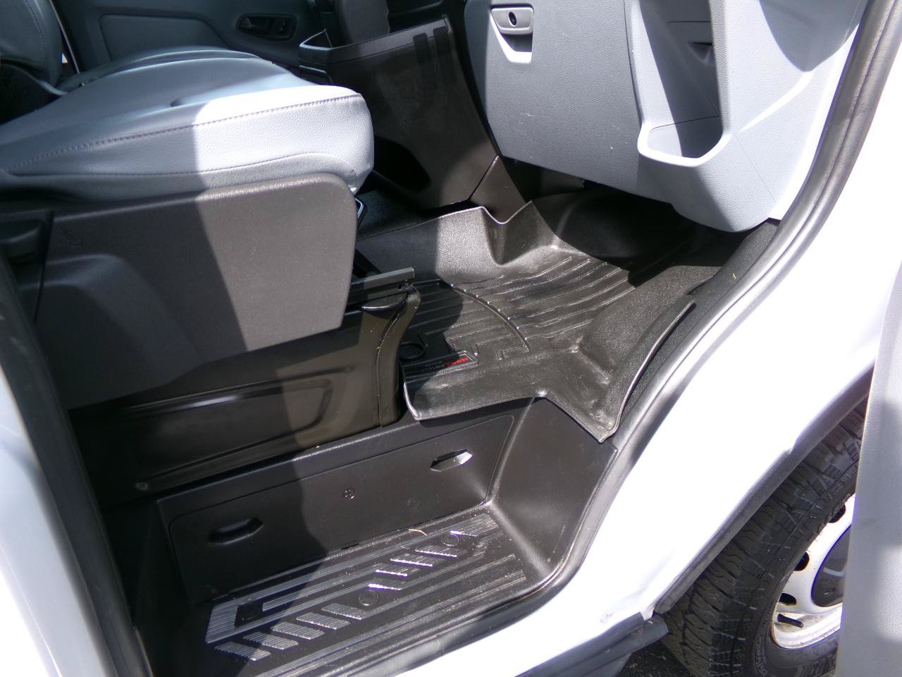 Used 2019 Ford Transit 150 130 Low Roof RWD image 26