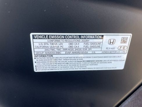 Used 2022 Honda Pilot Sport image 38