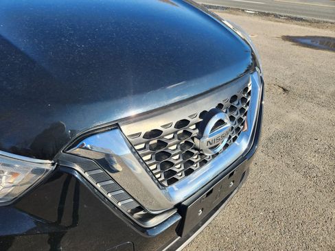 Used 2020 Nissan Kicks SV image 5