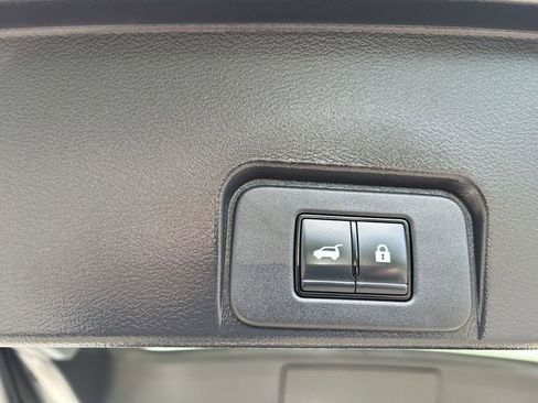 Certified 2023 Nissan Rogue SV w/ SV Premium B Package image 29