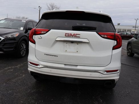 Used 2019 GMC Terrain Denali w/ Advanced Safety Package image 12