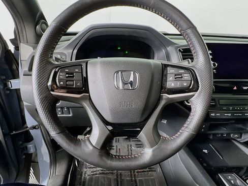 Used 2024 Honda Ridgeline Black Edition image 10