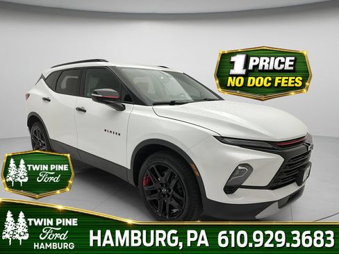Used 2023 Chevrolet Blazer LT w/ Sound & Technology Package AWD/4WD image 1