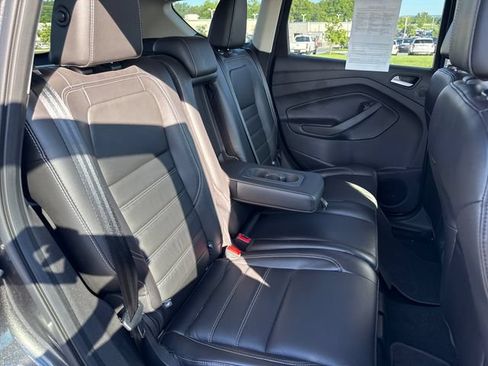 Used 2017 Ford Escape Titanium FWD image 14