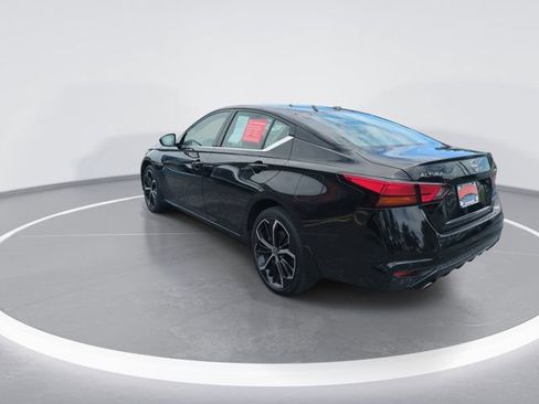 Used 2024 Nissan Altima 2.5 SR AWD/4WD image 8