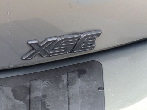 Used 2020 Toyota Corolla XSE image 30