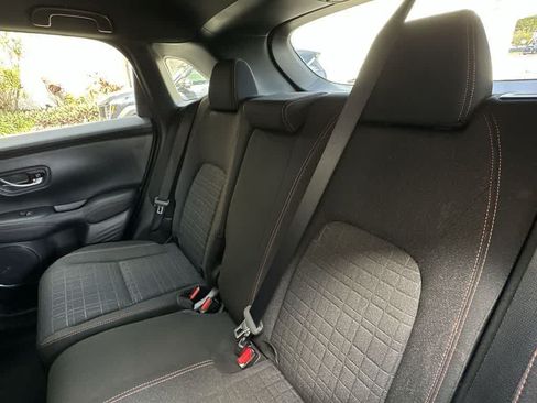 Used 2025 Honda HR-V Sport image 22