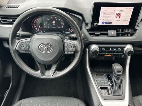 Used 2023 Toyota RAV4 XLE image 14