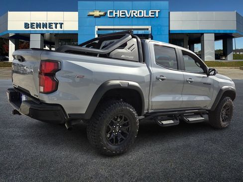 Certified 2025 Chevrolet Colorado ZR2 w/ Midnight Edition image 5
