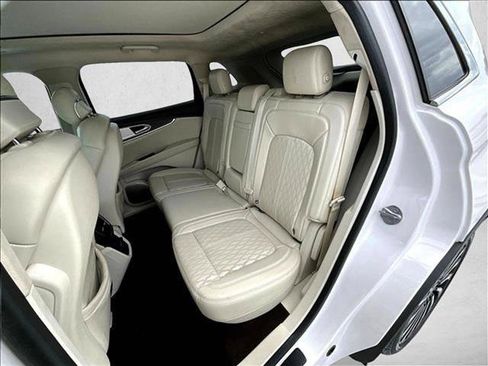 Used 2019 Lincoln Nautilus Black Label AWD/4WD image 28